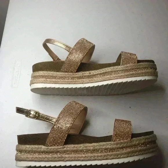 Madden Girl Glitzie Womens 9M Platform Espadrille Sandals Rose Gold Buckle Sides - Picture 5 of 9